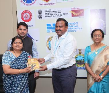 Hindi Parliamentary Committee Visit
